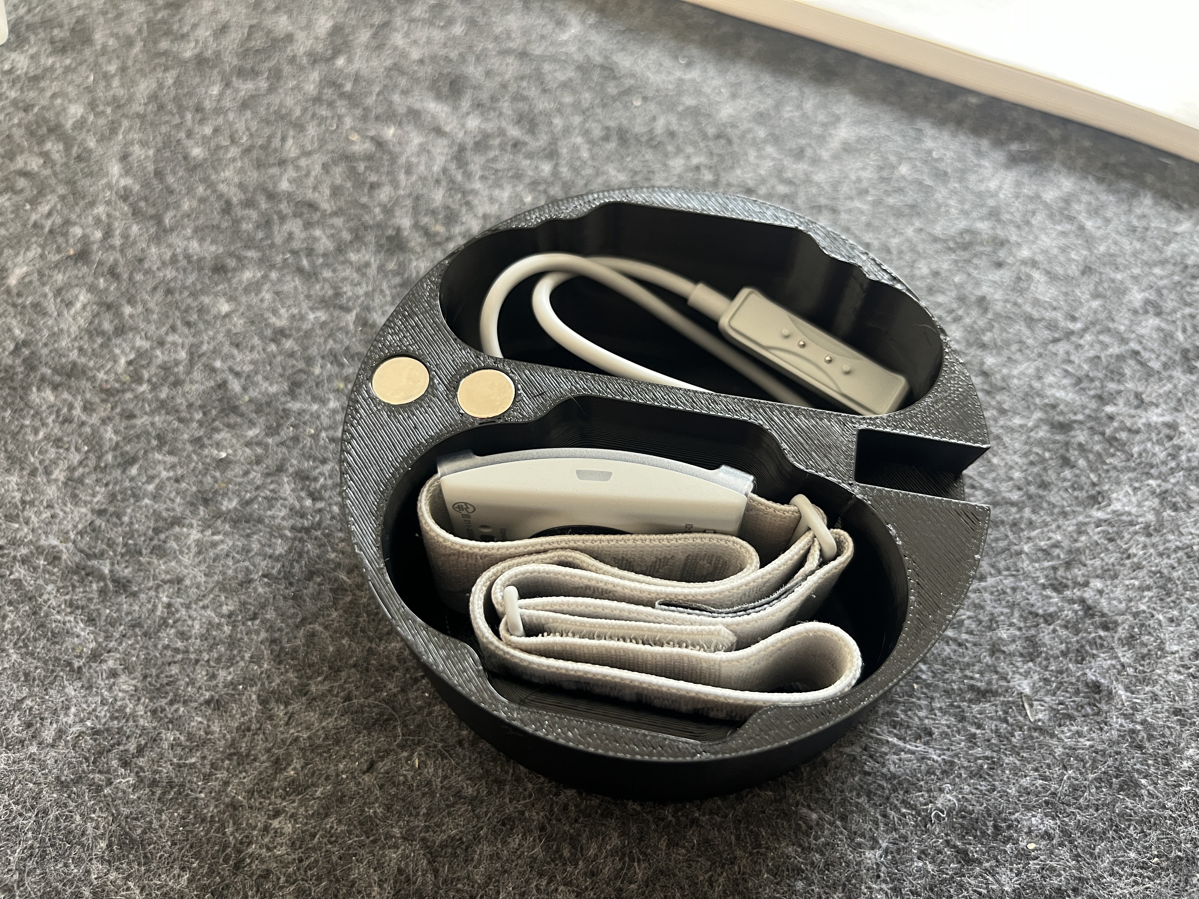 COROS heart rate monitor case opened