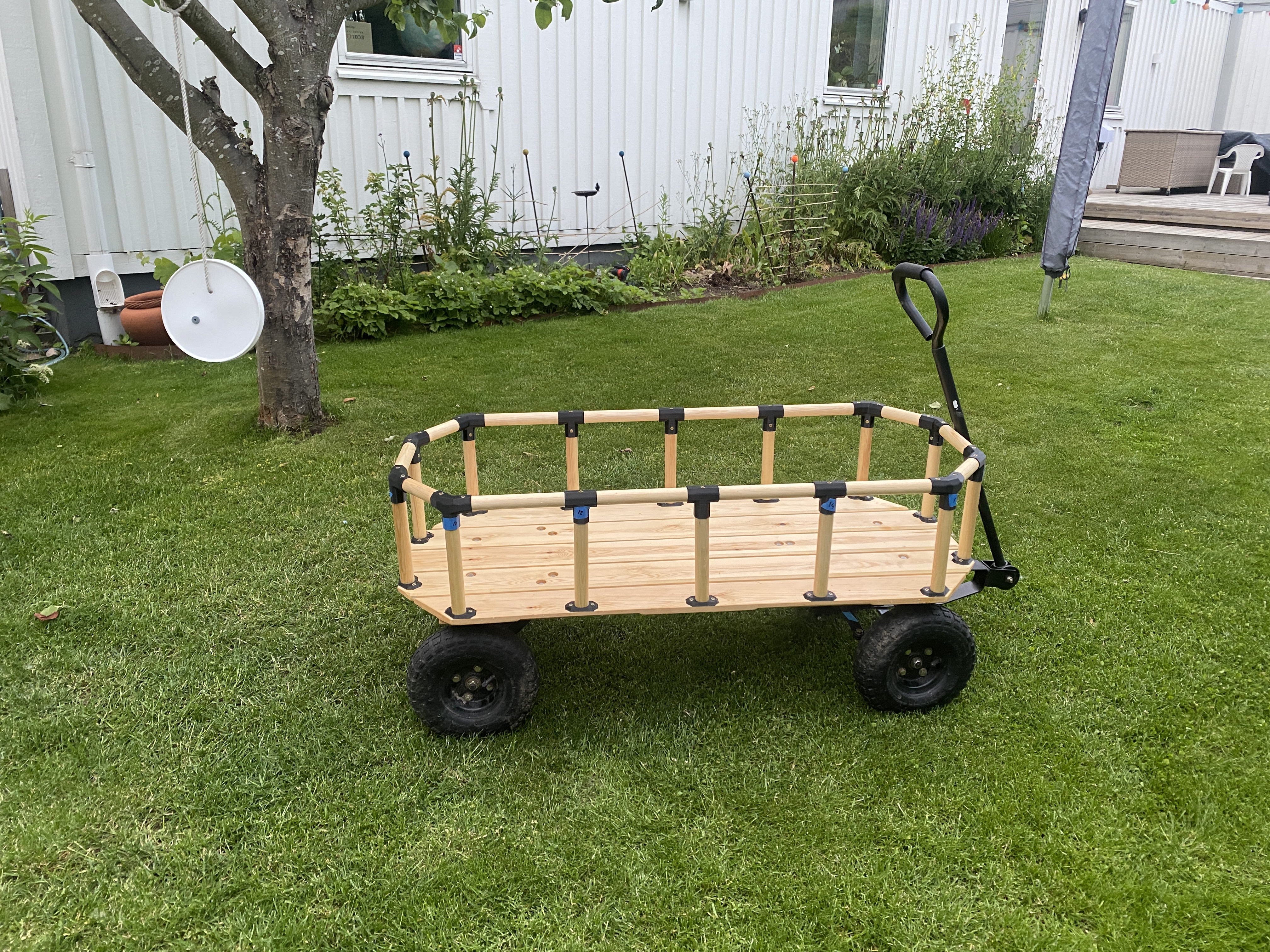 Pull-Along Wagon – Custom Design